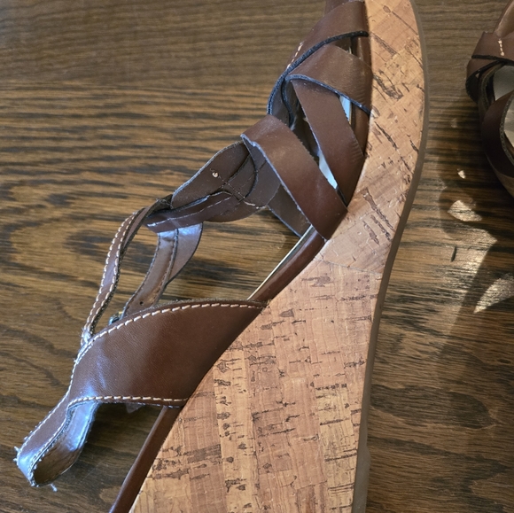 Etienne Aigner Brown Strap Wedge Heel Size 8 Women - Picture 6 of 10